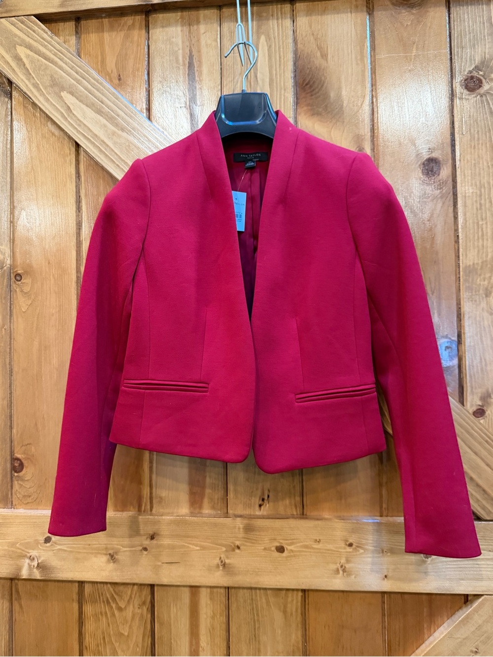 NWT Ann Taylor Fuchsia Red Collarless Open Front Blazer NWT